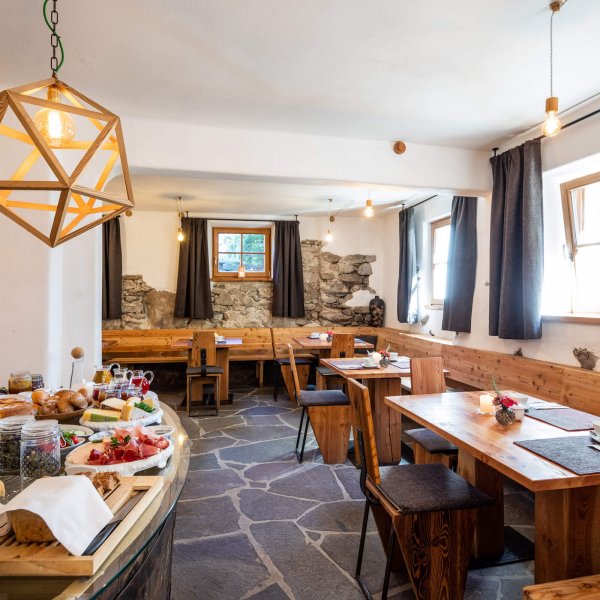 web-1105-obergluniger-fruehsueck-brunch.jpg