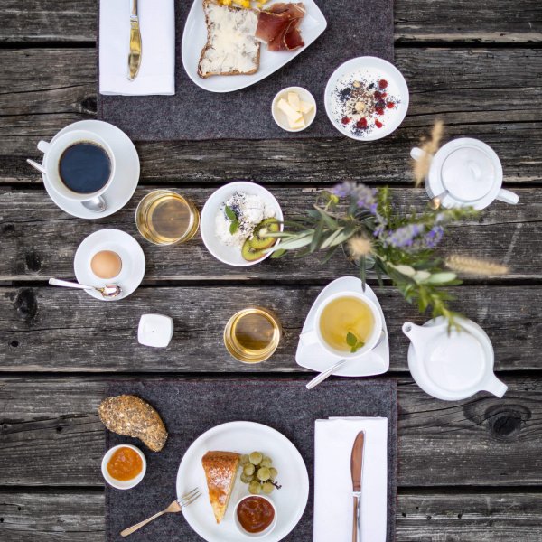 web-1200-obergluniger-fruehsueck-brunch.jpg